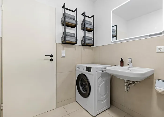 Apartamento Primero Relax-home I Premium Ab 90qm I Balkon Garage I A8-fuggerei *