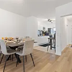 Primero Relax-home A I 92qm Balkon Tiefgarage I A8-fuggerei Apartment *