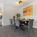 Apartment Primero Relax-home A I 92qm Balkon Tiefgarage I A8-fuggerei *