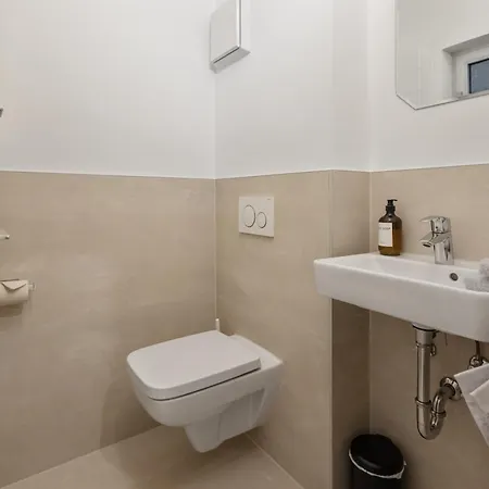 Primero Relax-home I Premium Ab 90qm I Balkon Garage I A8-fuggerei *