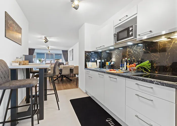 Primero Relax-home I Premium Ab 90qm I Balkon Garage I A8-fuggerei *