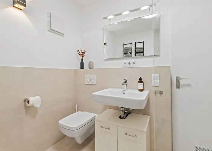 Apartment Primero Relax-home I Premium Ab 90qm I Balkon Garage I A8-fuggerei *